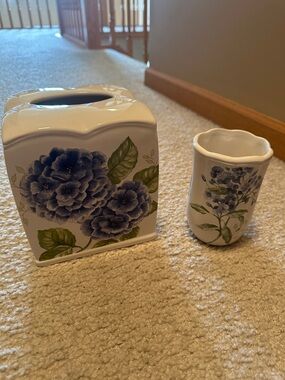 Lenox “Blue Floral Garden” Porcelain Tissue Box Cover & Tumbler/Vase -